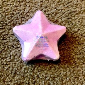 Bath bomb star shaped
